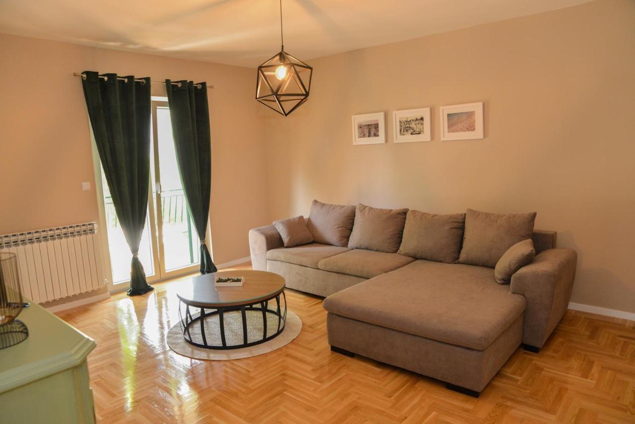Apartman Maja 扎达尔 外观 照片